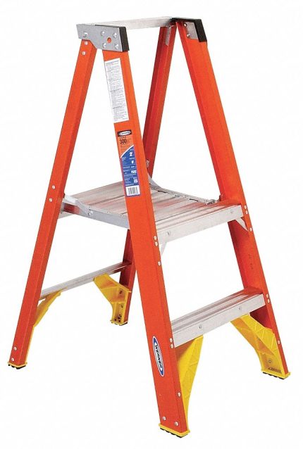 Non-Conductive Fiberglass Platform Stepladders