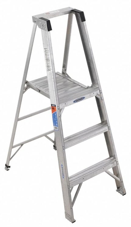 Lightweight Aluminum Platform Stepladders