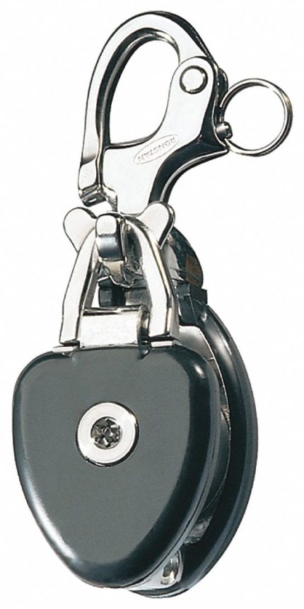 Snap-Shackle-Attached Snatch Blocks